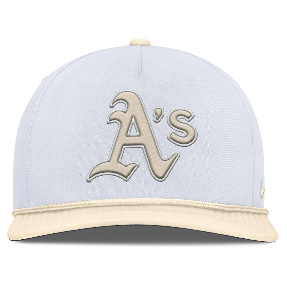 Athletics Pro Performance Snapback Hat - White/Cream | Nike