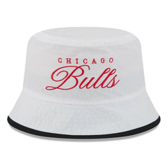Chicago Bulls 2025 NBA Draft Nylon Bucket Hat - White/Black | New Era shop