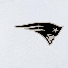 NFL New England Patriots Antigua Women's Victory Pullover Sweatshirt