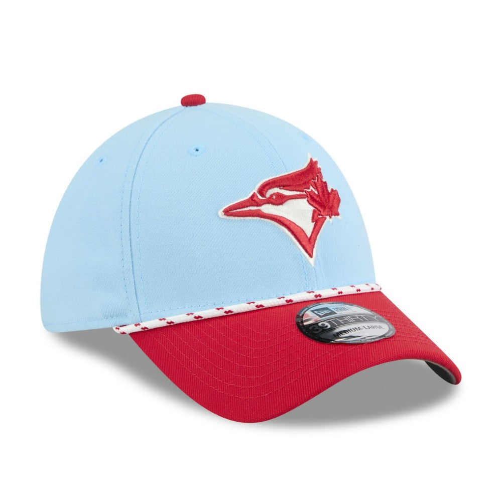 Toronto Blue Jays 2025 Canada Day 39THIRTY Flex Hat - Light Blue/Red | New Era