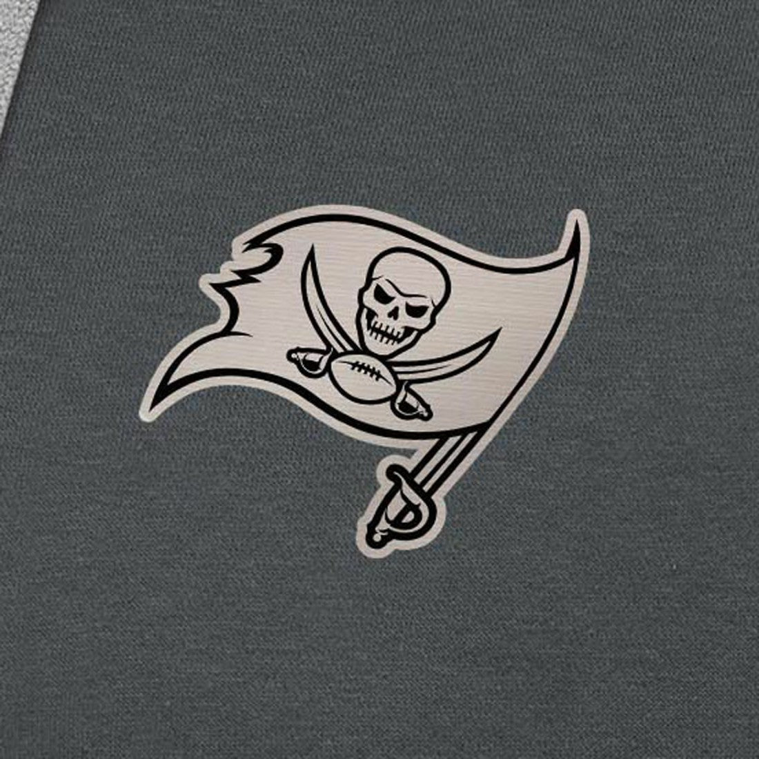 NFL Tampa Bay Buccaneers Antigua Brushed Carbon Victory Pullover Hoodie