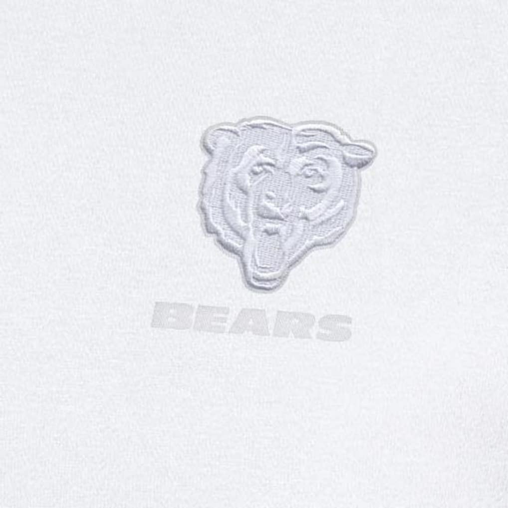 NFL Chicago Bears Antigua Victory Quarter-Zip Top
