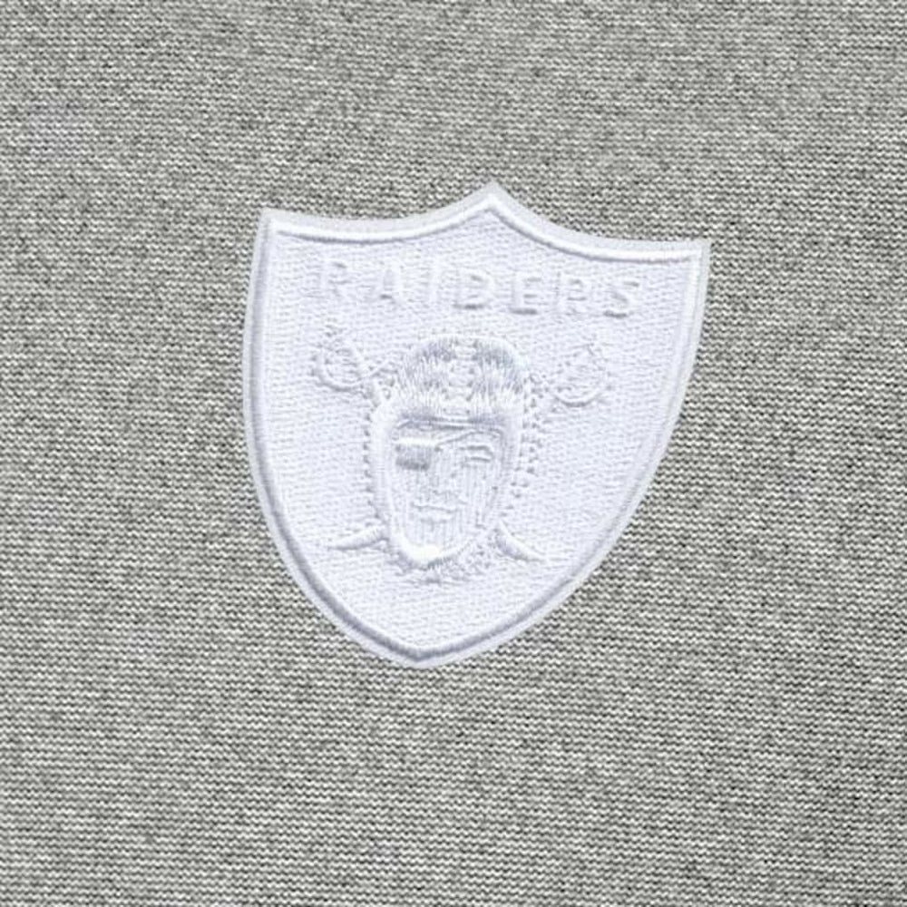 NFL Las Vegas Raiders Antigua Subtle Quarter-Zip Top
