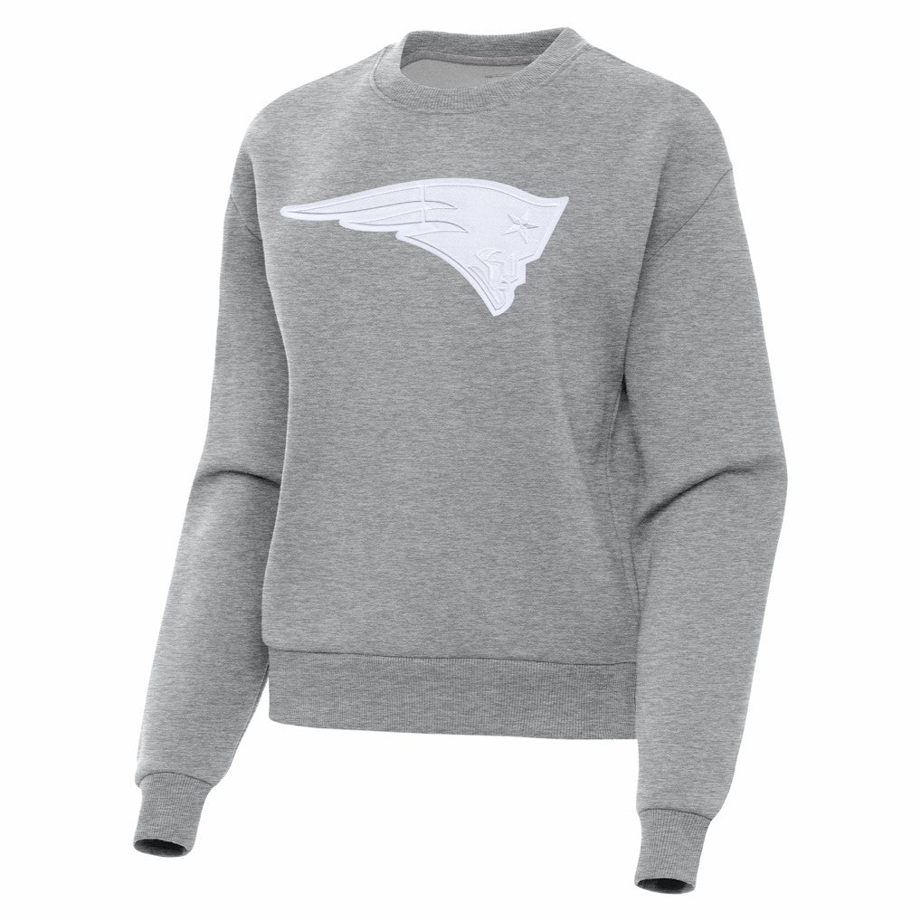 NFL New England Patriots Antigua Women's Victory Pullover Sweatshirt
