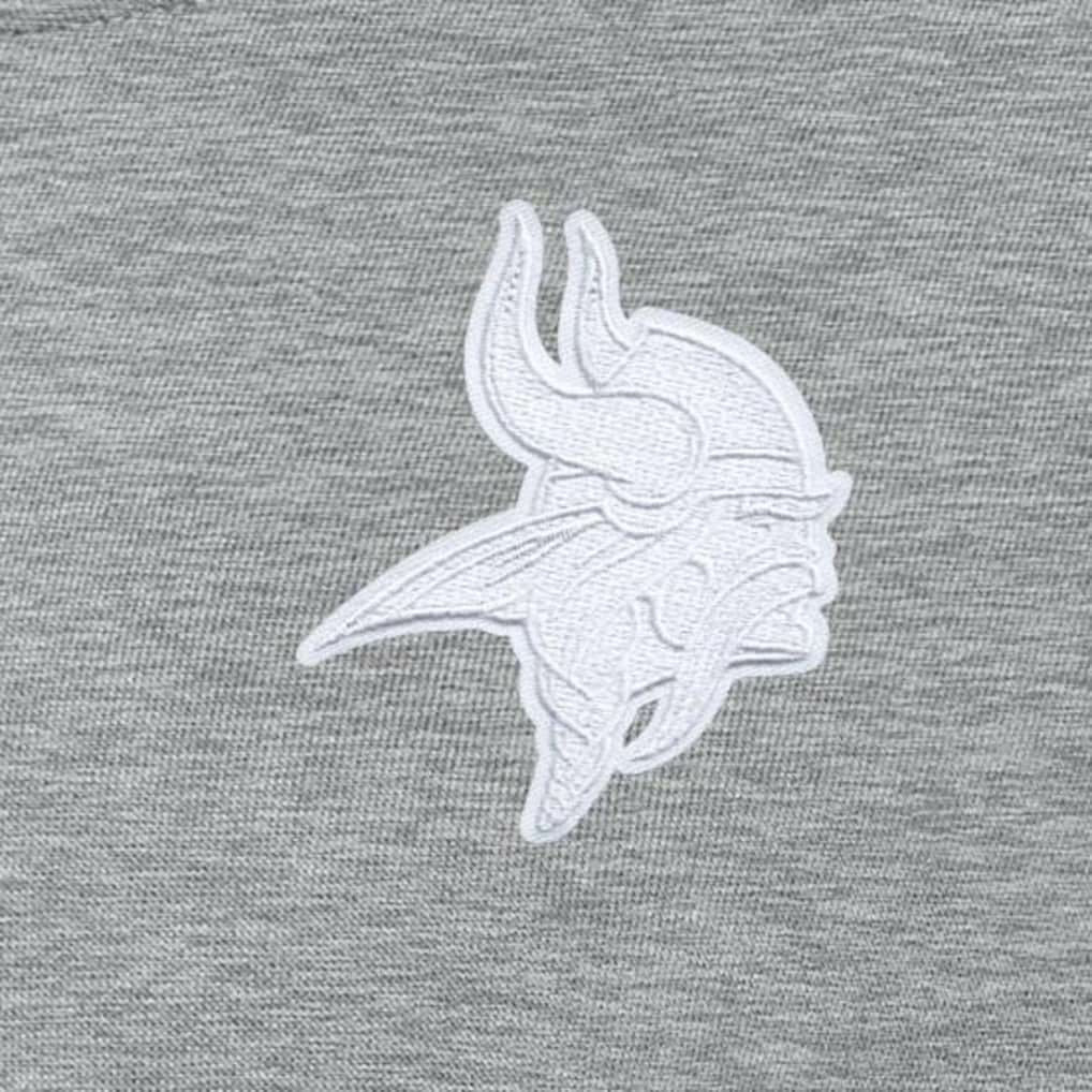 NFL Minnesota Vikings Antigua Women's Victory Crew Pullover Sweatshirt