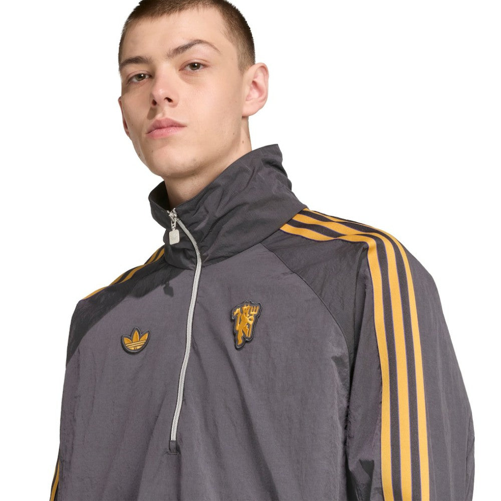 Manchester United Terrace Icons Half-Zip Jacket / Soccer Online