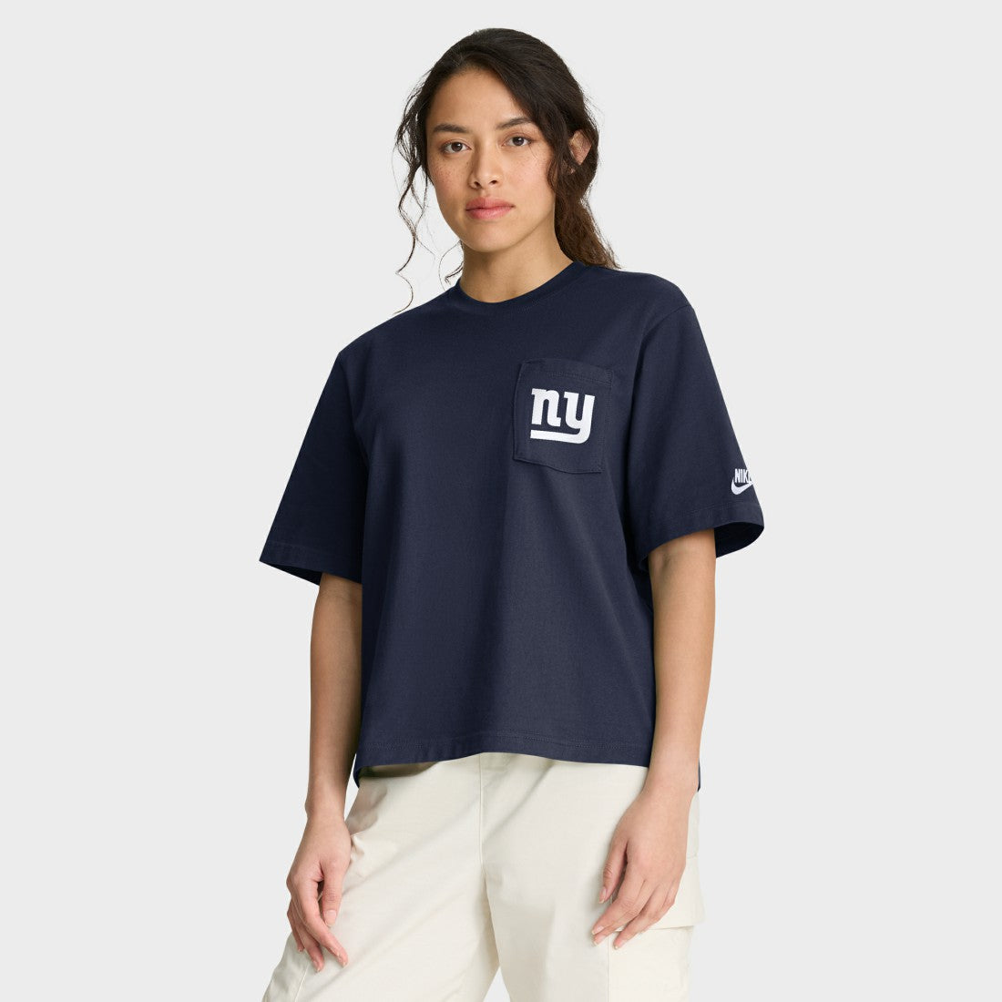 NFL New York Giants Women's Rewind Pocket Boxy T-Shirt