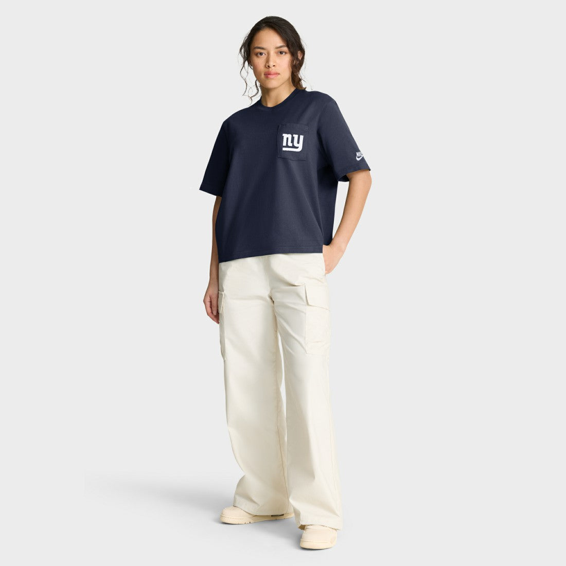 NFL New York Giants Women's Rewind Pocket Boxy T-Shirt