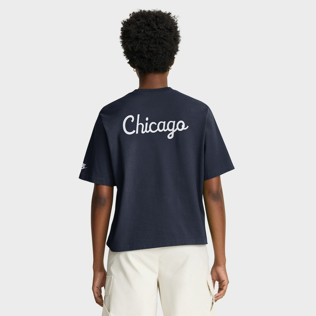 NFL Chicago Bears Women's Rewind Pocket Boxy T-Shirt
