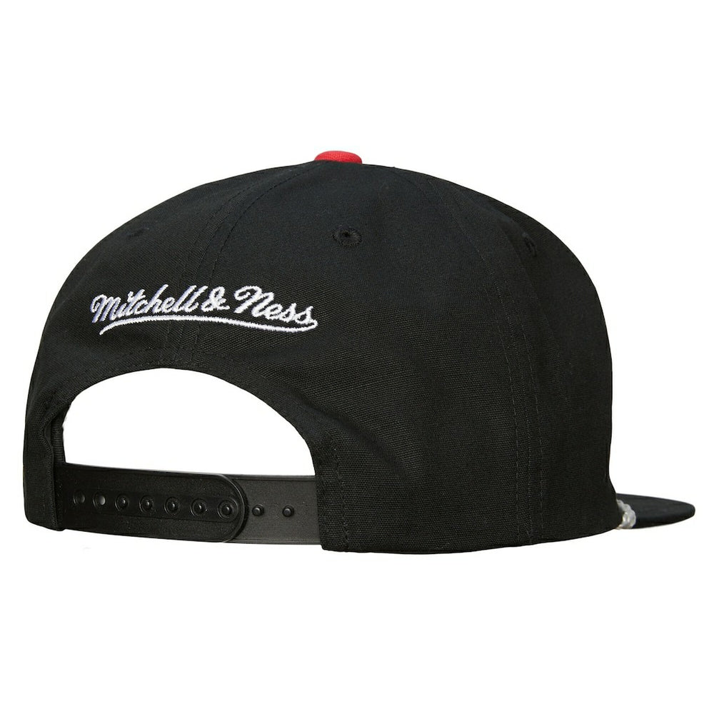 Chicago Bulls Ascend Deadstock Snapback Hat - Black | Mitchell & Ness sale