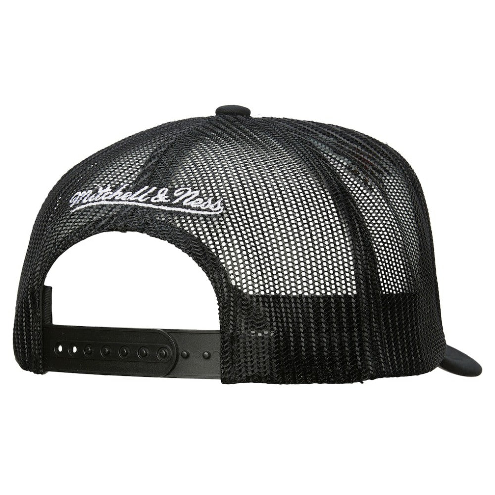 Los Angeles Kings Mitchell & Ness Gridlock Trucker Adjustable Hat