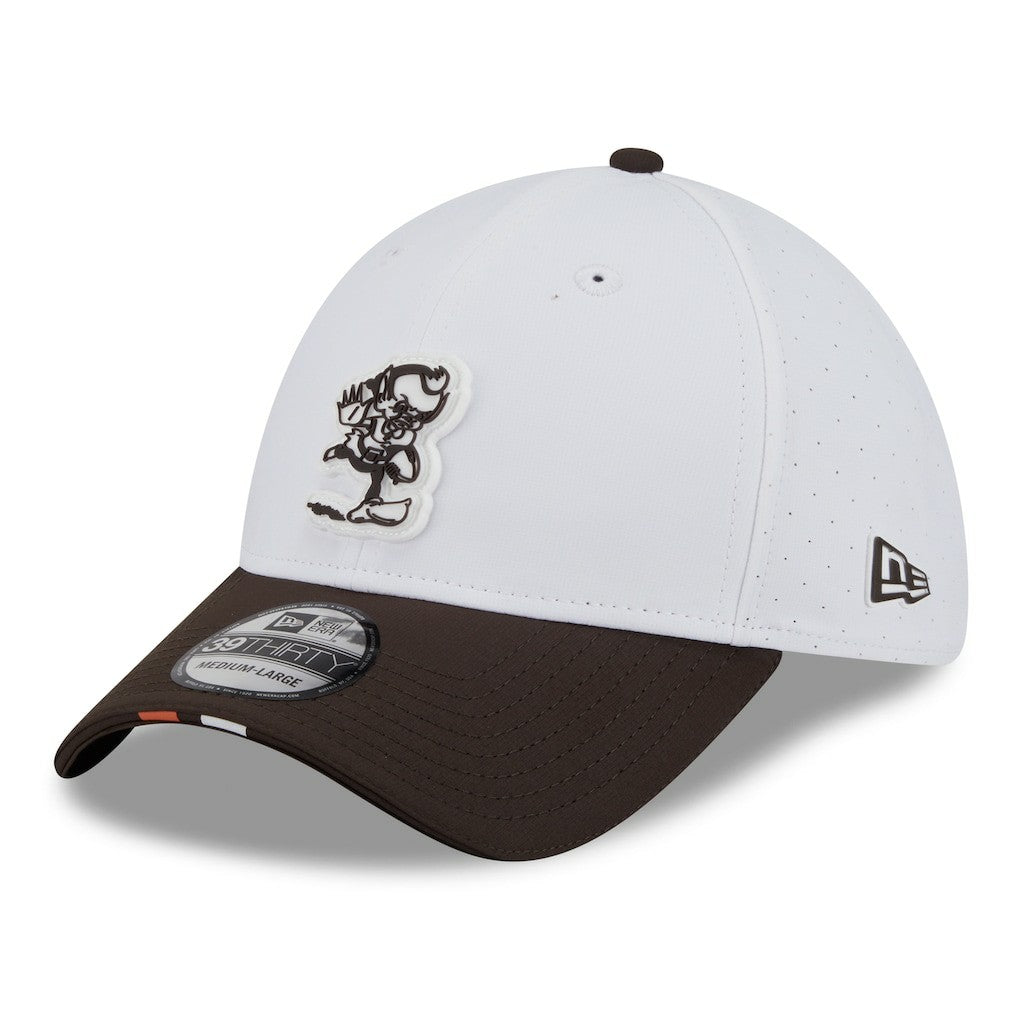 NFL Cleveland Browns 2025 NFL Training Camp Throwback Logo 39THIRTY Flex Hat