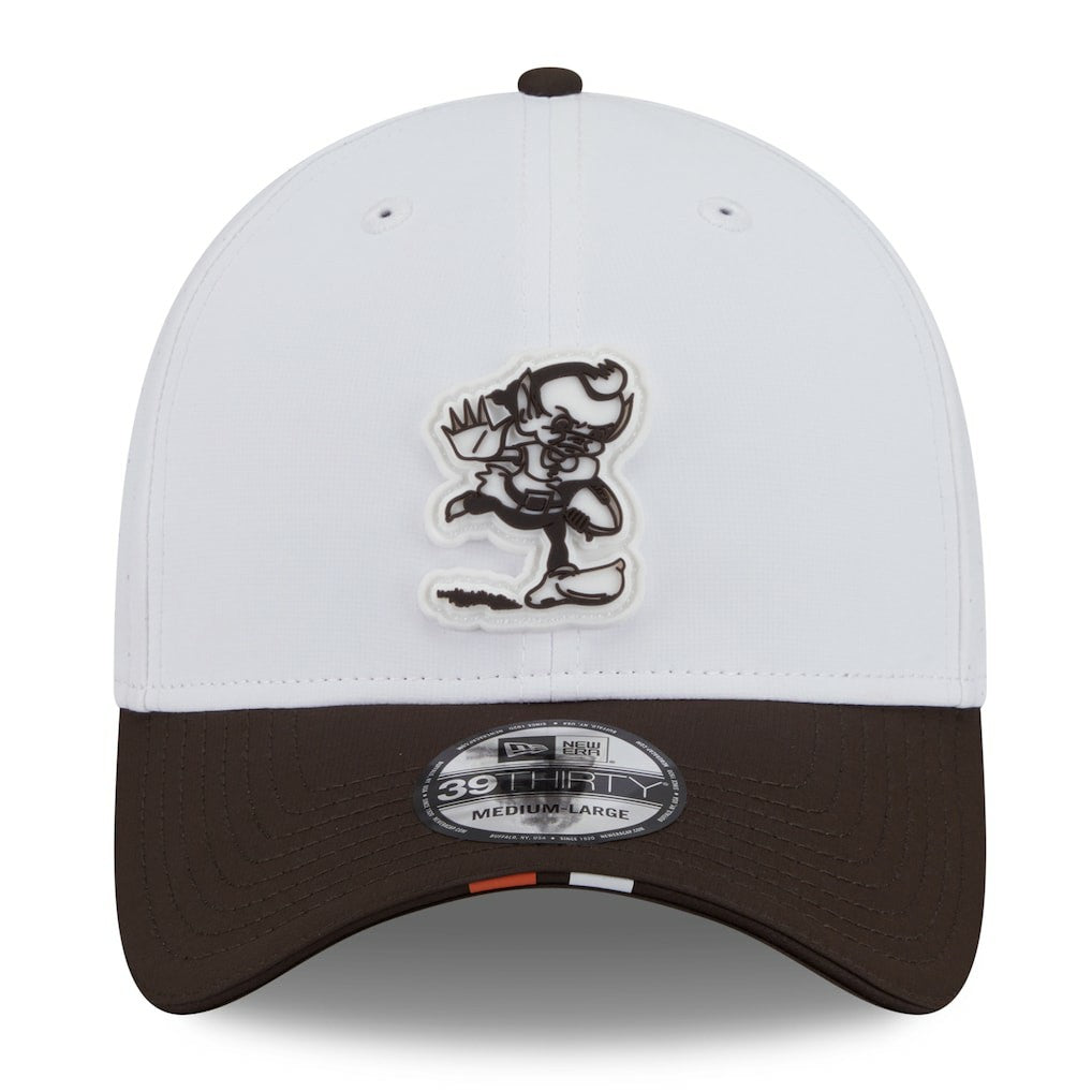 NFL Cleveland Browns 2025 NFL Training Camp Throwback Logo 39THIRTY Flex Hat