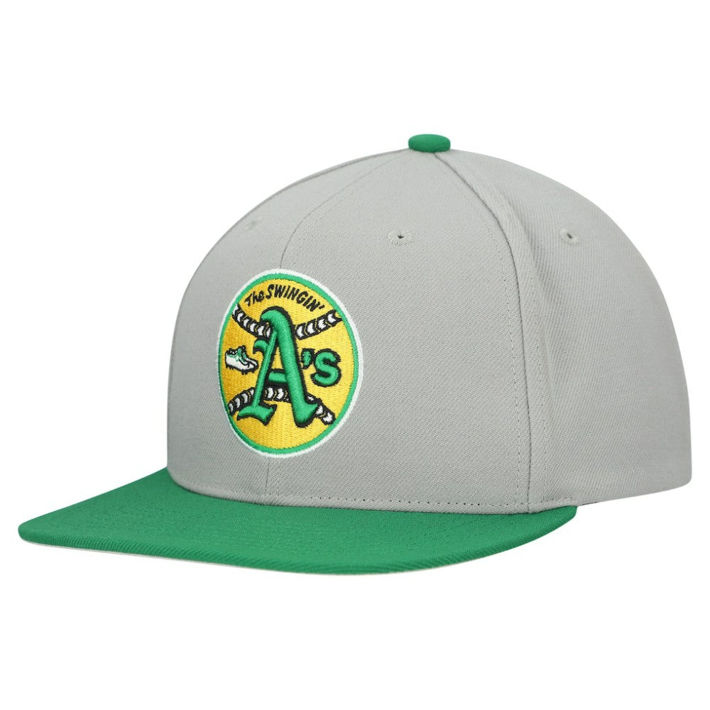 Athletics Cooperstown Collection Basic Flip Snapback Hat - Gray | Mitchell & Ness