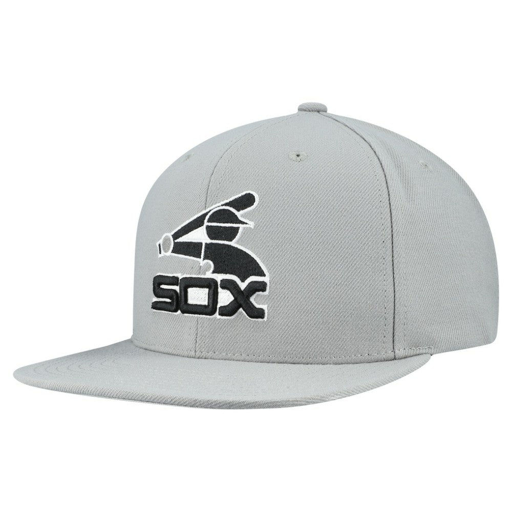 Chicago White Sox Cooperstown Collection Basic Flip Snapback Hat - Gray | Mitchell & Ness