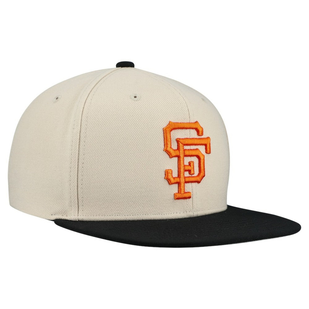 San Francisco Giants Cooperstown Collection Basic Flip Snapback Hat - Cream | Mitchell & Ness