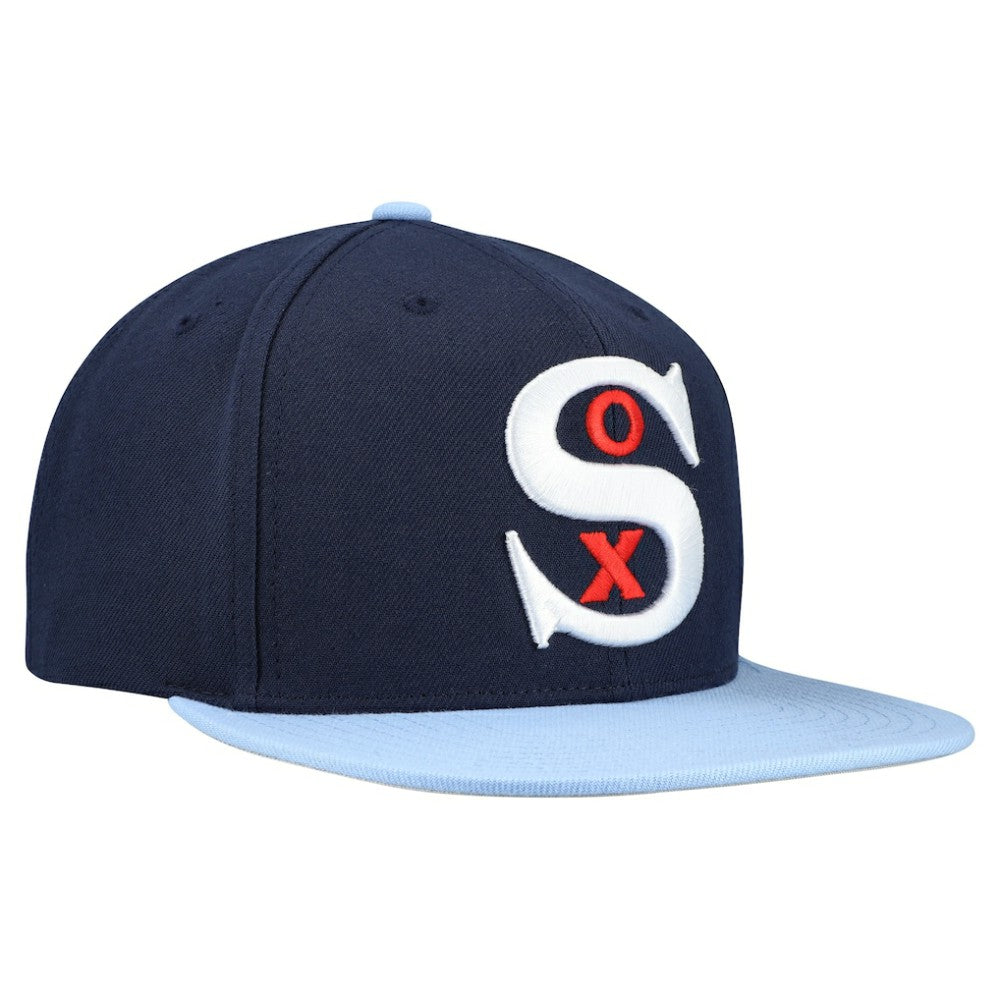 Chicago White Sox Cooperstown Collection Basic Flip Snapback Hat - Navy | Mitchell & Ness