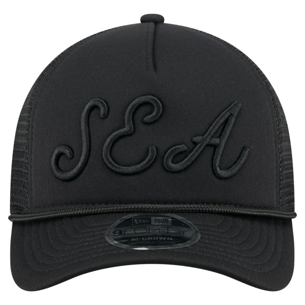 Seattle Mariners City Initial 9FORTY A-Frame M-Crown Adjustable Trucker Hat - Black | New Era