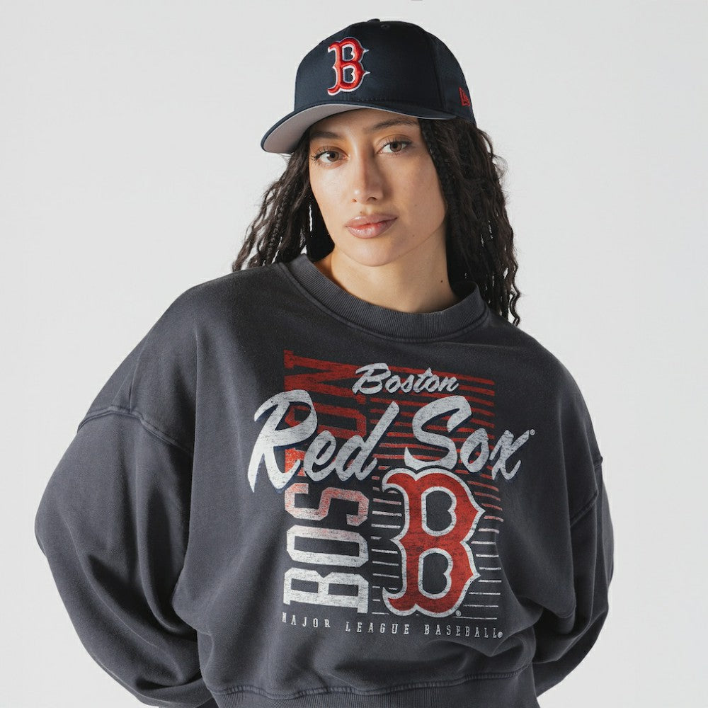 Boston Red Sox Women's Boxy Mineral Wash Dolmen Sleeve Cropped Sweatshirt - Navy | New Era