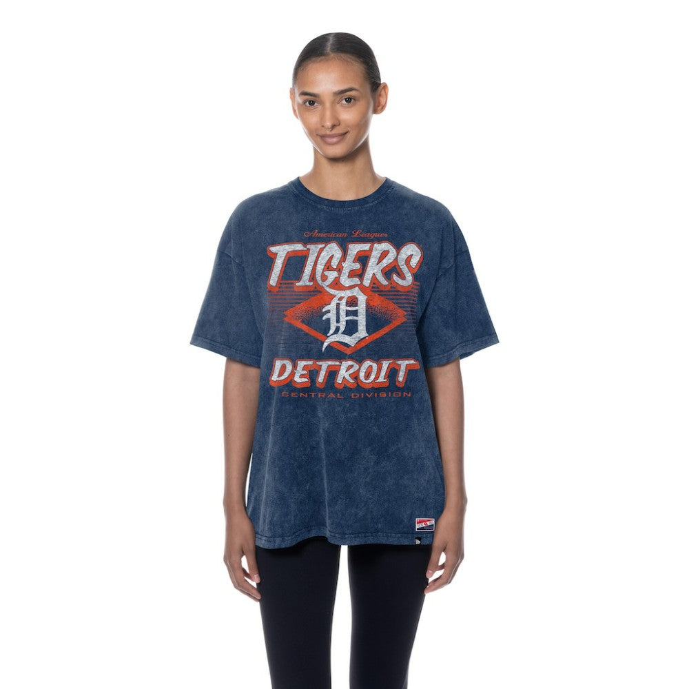 Detroit Tigers Women's Mineral Wash Oversized T-Shirt - Navy | New Era