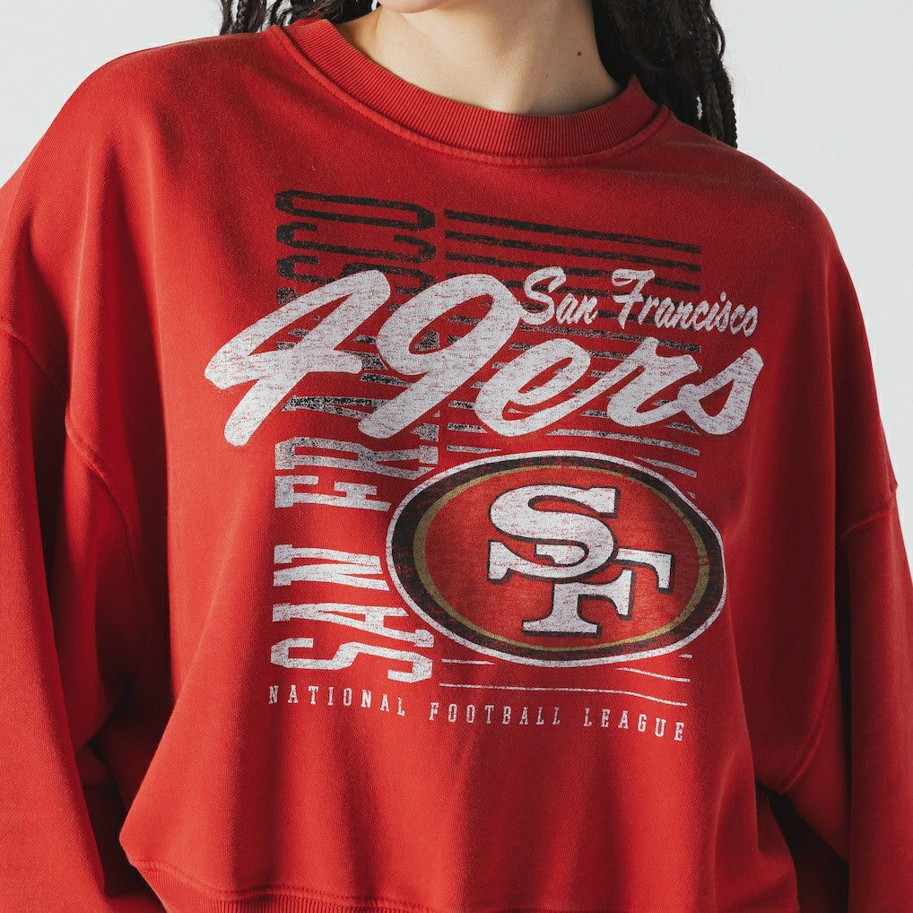 NFL San Francisco 49ers Women's Oversized Throwback Mineral Wash Crew Neck Sweatshirt