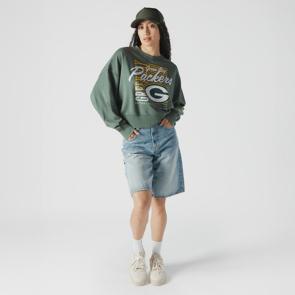 NFL Green Bay Packers Women's Oversized Throwback Mineral Wash Crew Neck Sweatshirt