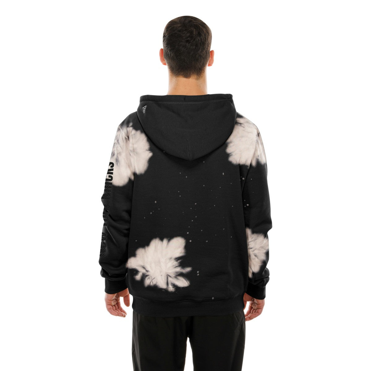 New York Knicks Injection Bleached Out Raw Edge Hoodie - Black | New Era cheap