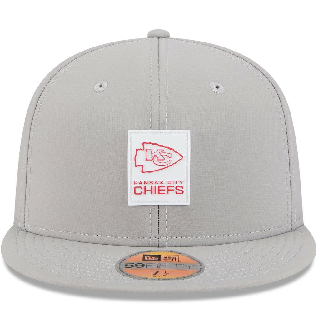 NFL Kansas City Chiefs 2025 Sideline 59FIFTY Fitted Hat
