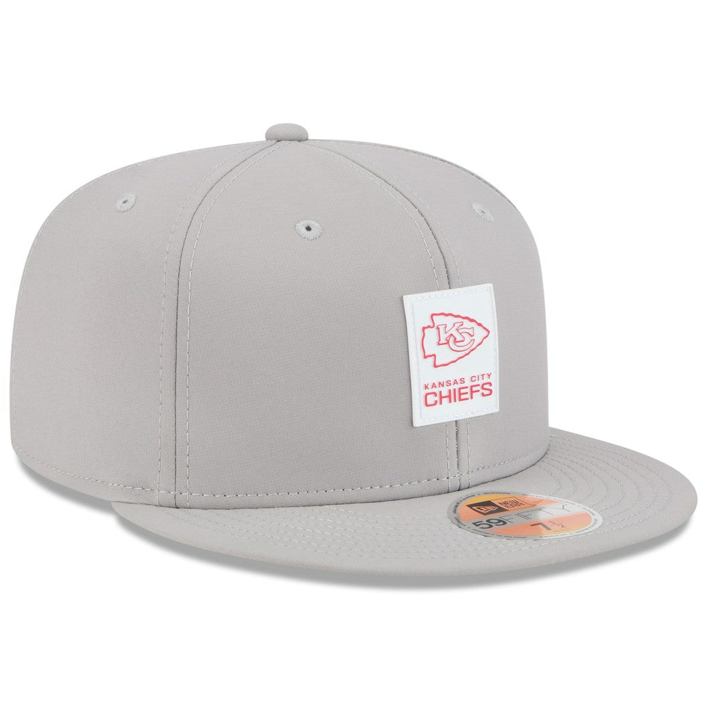 NFL Kansas City Chiefs 2025 Sideline 59FIFTY Fitted Hat
