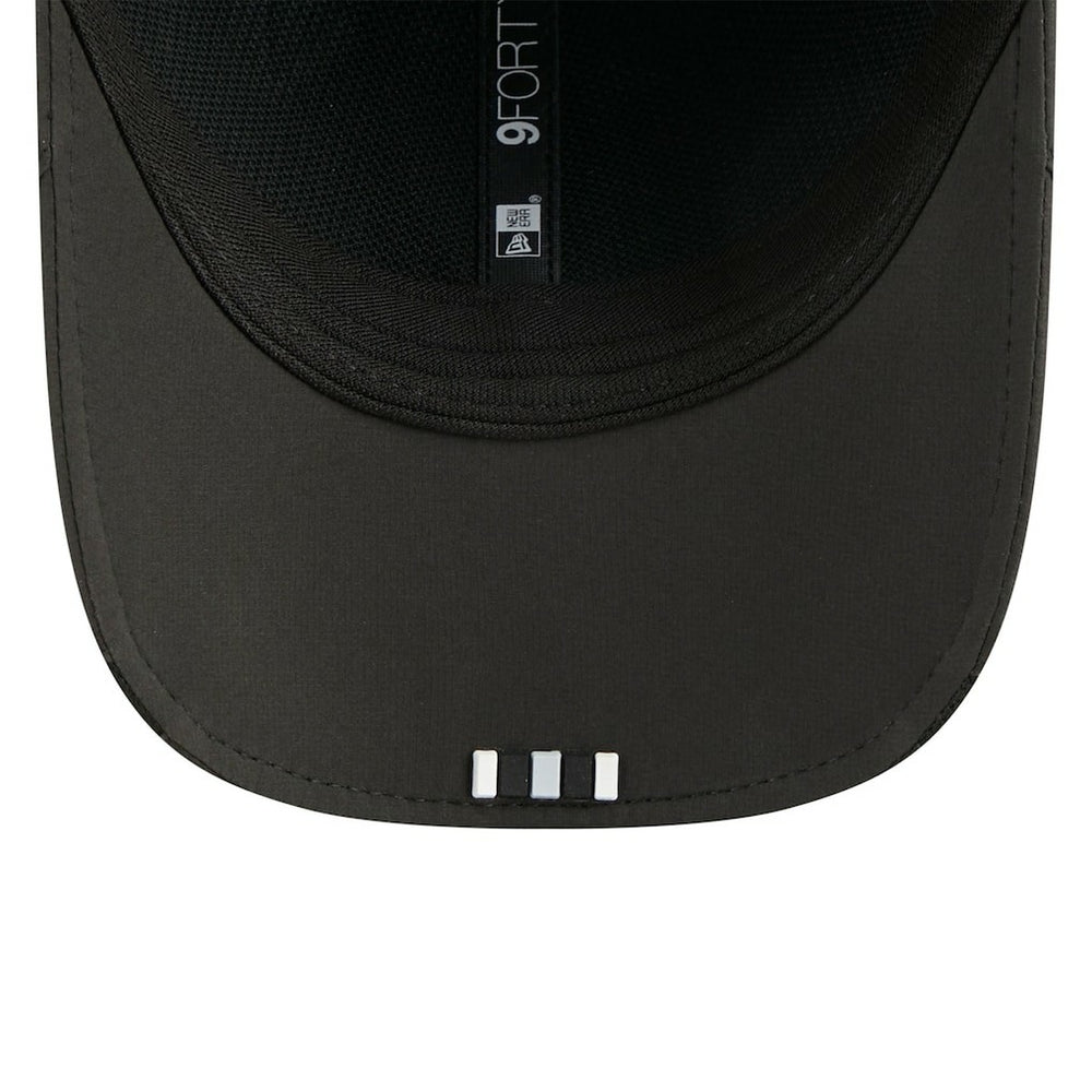 NFL Las Vegas Raiders 2025 Sideline M-Crown 9FORTY Adjustable Hat