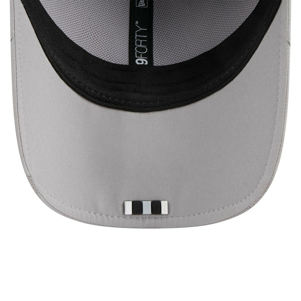 NFL Las Vegas Raiders 2025 Sideline M-Crown 9FORTY Adjustable Hat