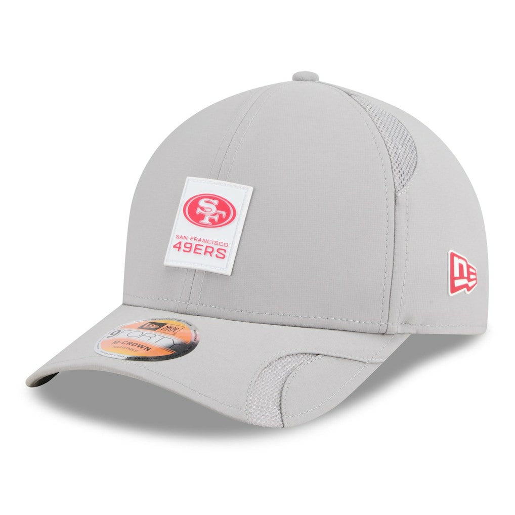 NFL San Francisco 49ers 2025 Sideline M-Crown 9FORTY Adjustable Hat