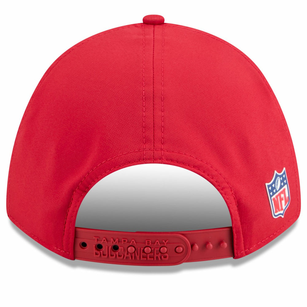 NFL Tampa Bay Buccaneers Youth 2025 Sideline M-Crown 9FORTY Adjustable Hat