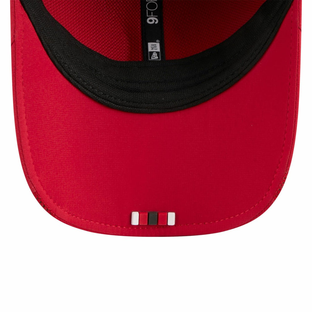 NFL Tampa Bay Buccaneers Youth 2025 Sideline M-Crown 9FORTY Adjustable Hat