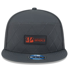 NFL Cincinnati Bengals 2025 Sideline Cold Weather Split Panel 9FIFTY Snapback Hat