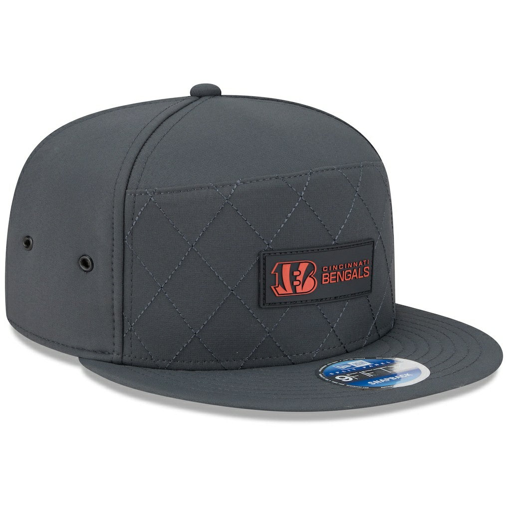 NFL Cincinnati Bengals 2025 Sideline Cold Weather Split Panel 9FIFTY Snapback Hat