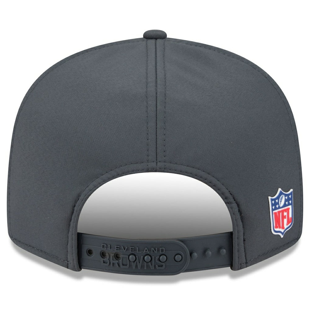 NFL Cleveland Browns 2025 Sideline Cold Weather Split Panel 9FIFTY Snapback Hat