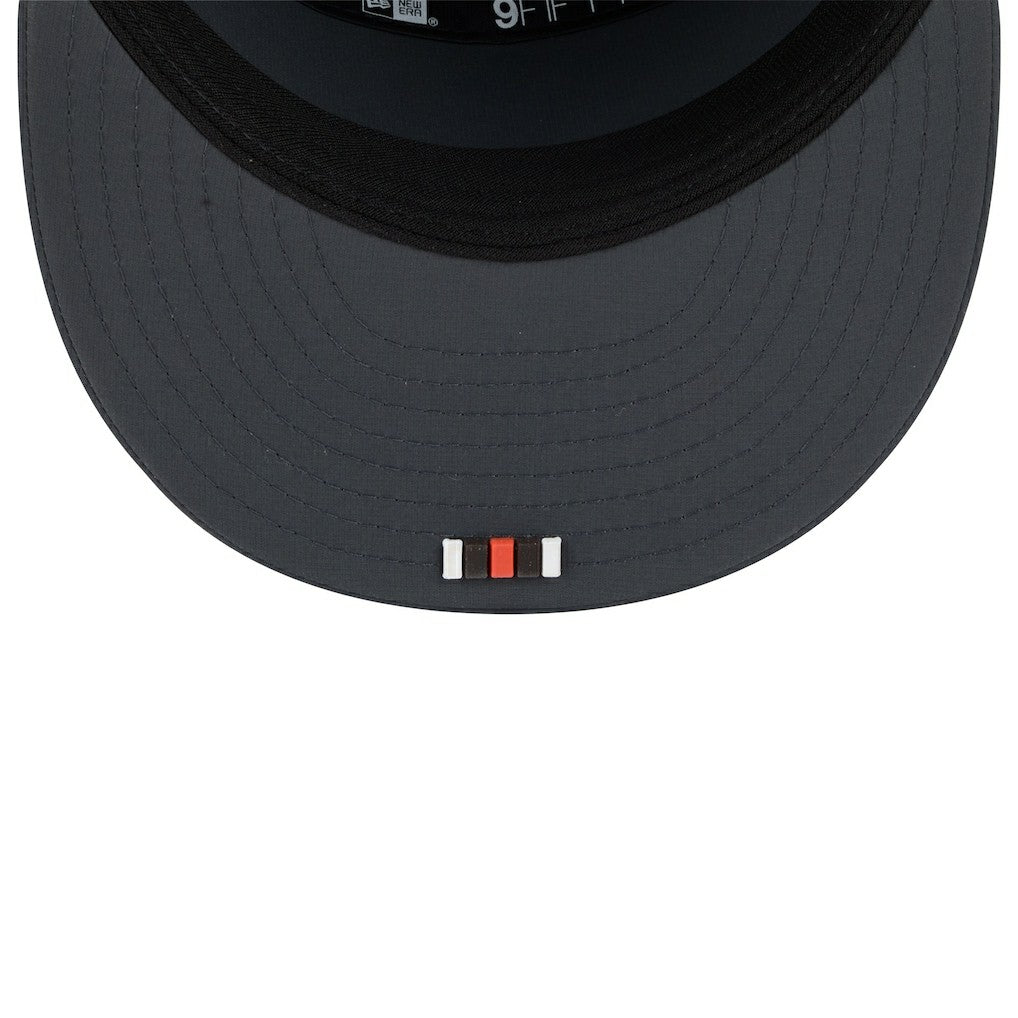NFL Cleveland Browns 2025 Sideline Cold Weather Split Panel 9FIFTY Snapback Hat