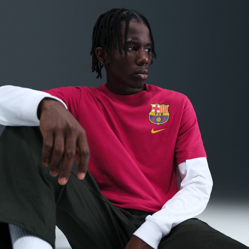 Barcelona Crest T-Shirt / Soccer Discount