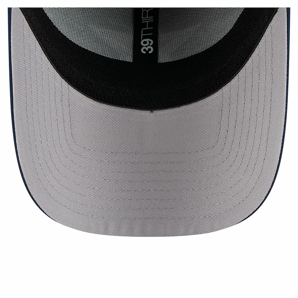 NFL Dallas Cowboys Outline 39THIRTY Flex Hat