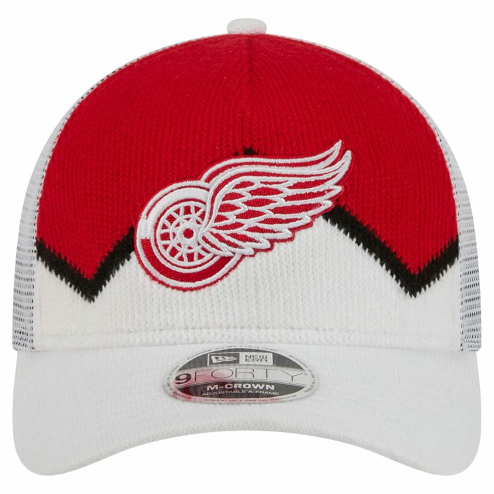 Detroit Red Wings New Era Hockey Sock 9FORTY A-Frame M-Crown Adjustable Trucker Hat