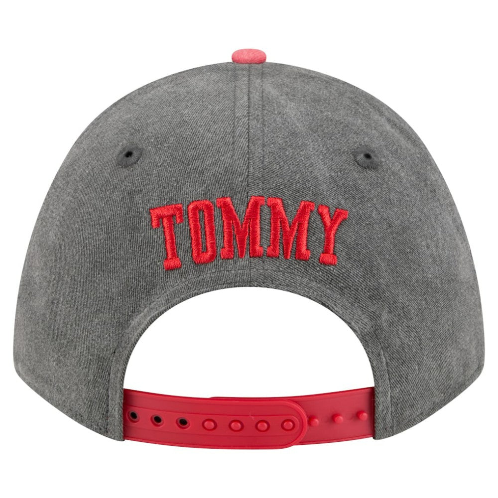Chicago Blackhawks New Era Mascot 2-Tone 9FORTY Adjustable Hat