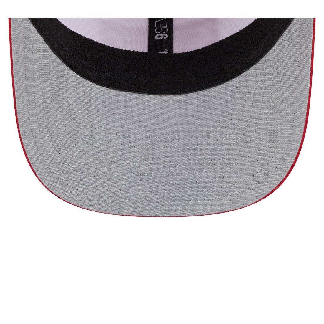 NFL Tampa Bay Buccaneers Established Patch 9SEVENTY Adjustable Hat