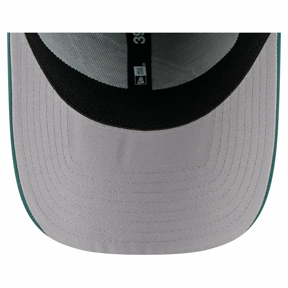 NFL Philadelphia Eagles Outline 39THIRTY Flex Hat