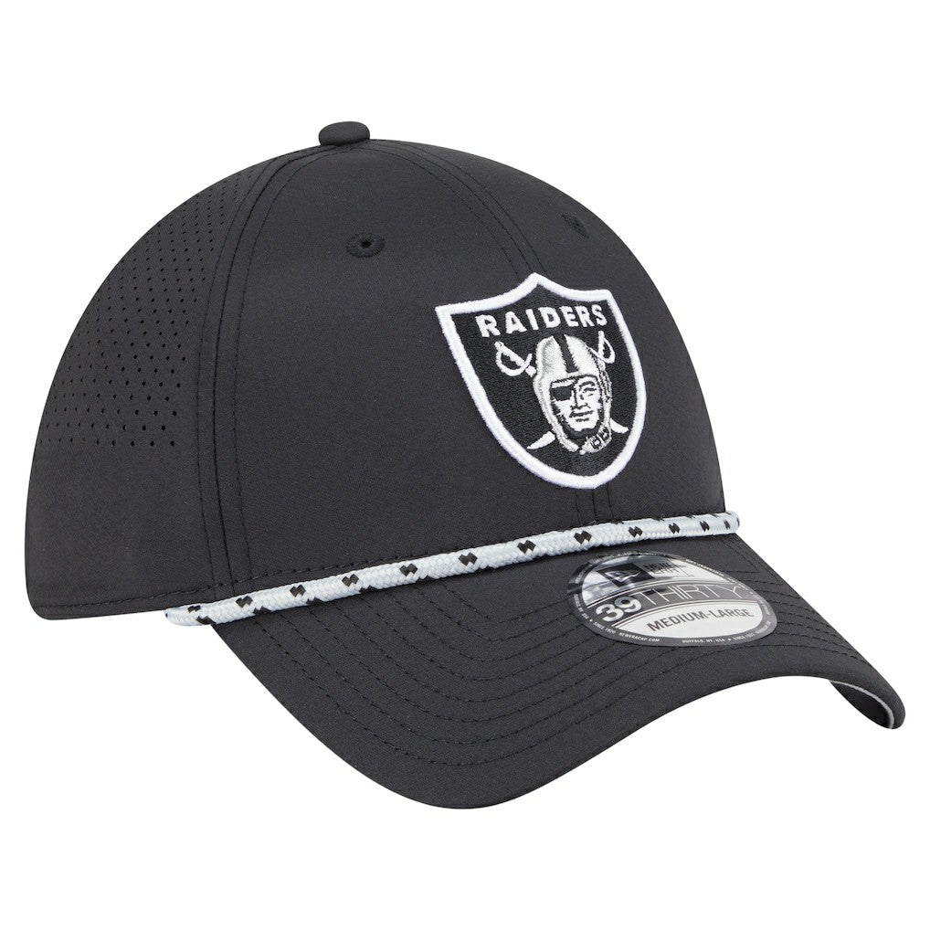 NFL Las Vegas Raiders Perforated 39THIRTY Flex Hat