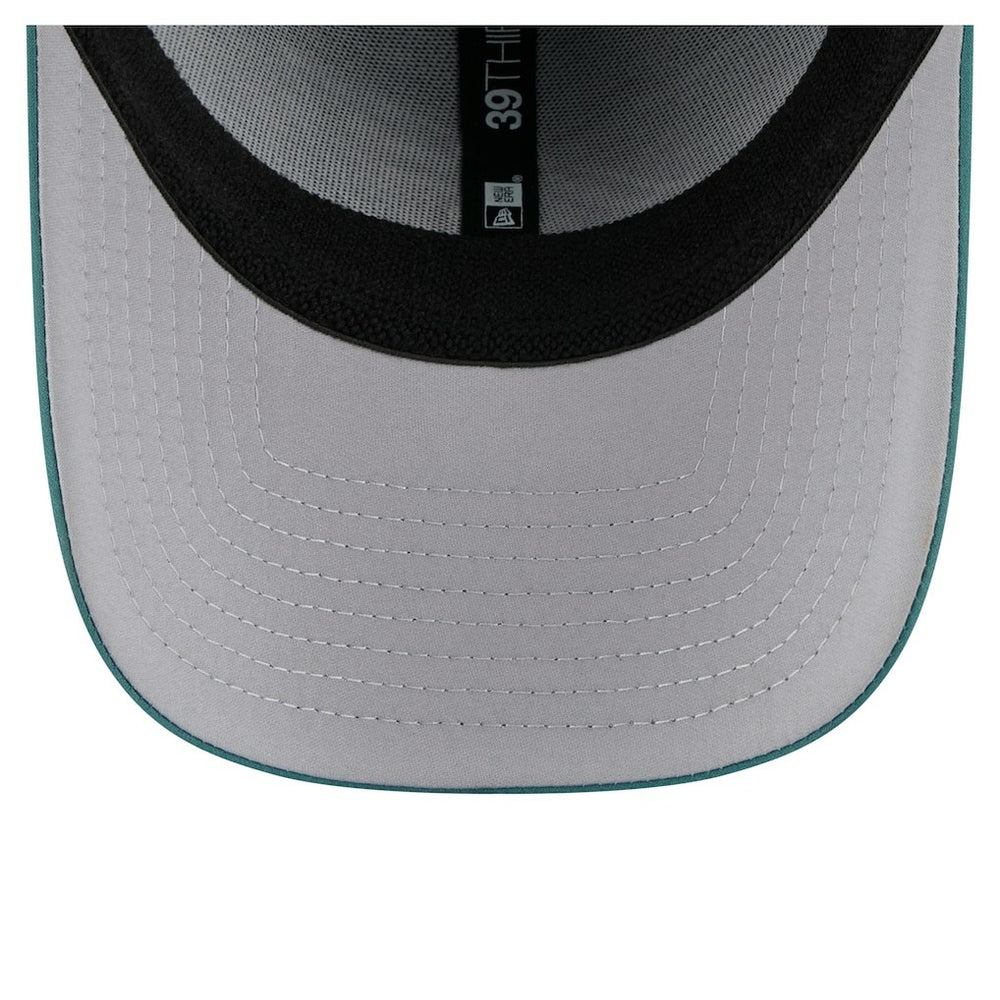 NFL Philadelphia Eagles Perforated 39THIRTY Flex Hat