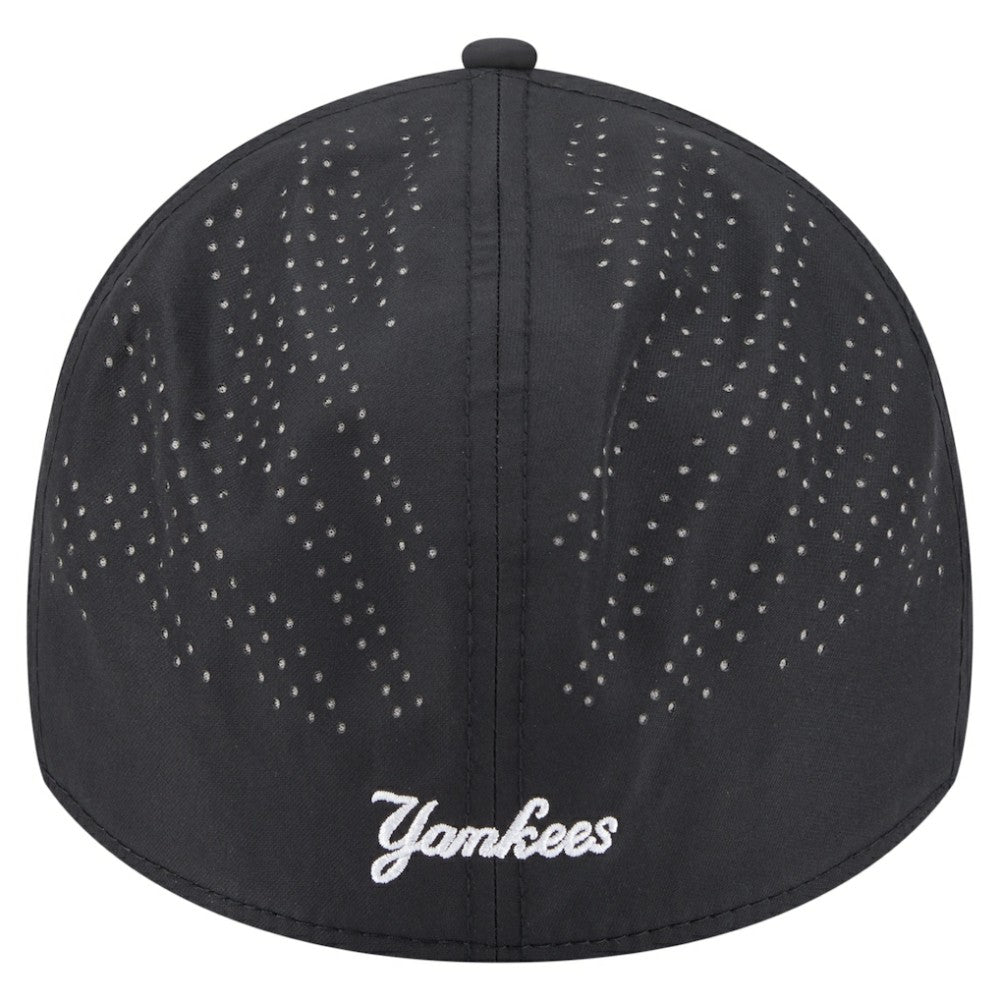 New York Yankees Night 39THIRTY Flex Hat - Black | New Era