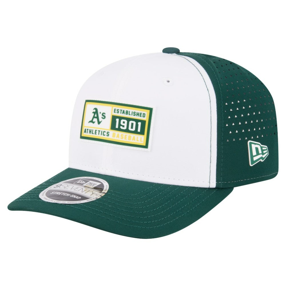Athletics Established Patch 9SEVENTY Adjustable Hat - White/Green | New Era
