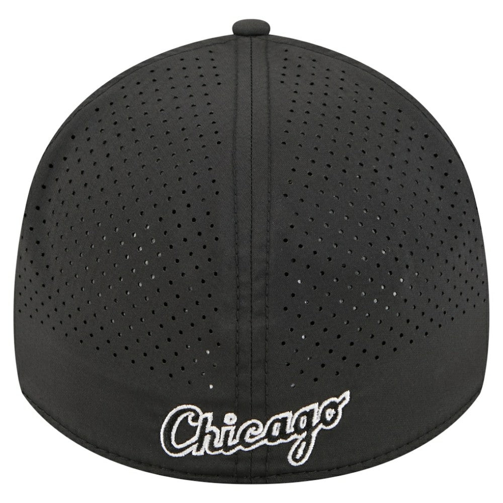 Chicago White Sox 39THIRTY A-Frame Perforated Flex Hat - Black | New Era