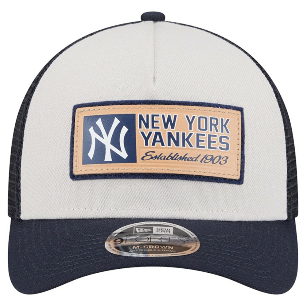New York Yankees Text A-Frame Trucker 9FORTY Hat - Stone/Navy | New Era
